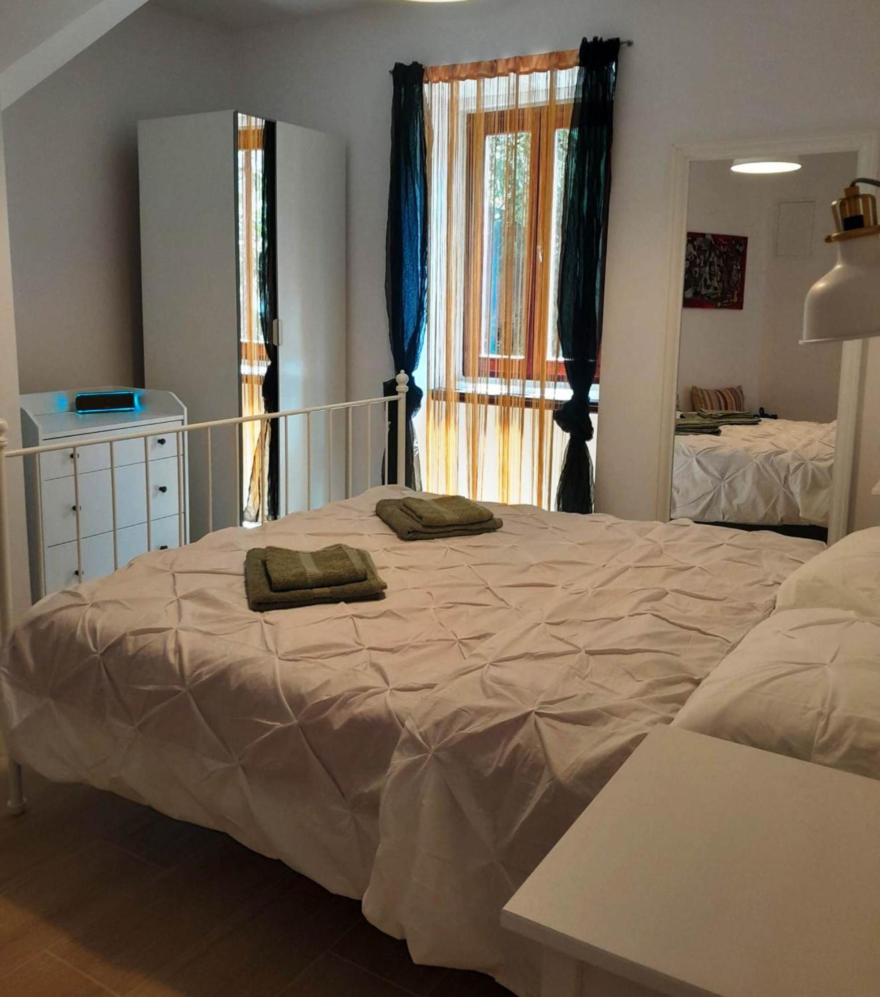 Crystal Luxe Apartment *